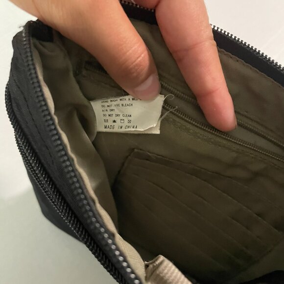 Baggallini Essentials Crossbody - Picture 4 of 4